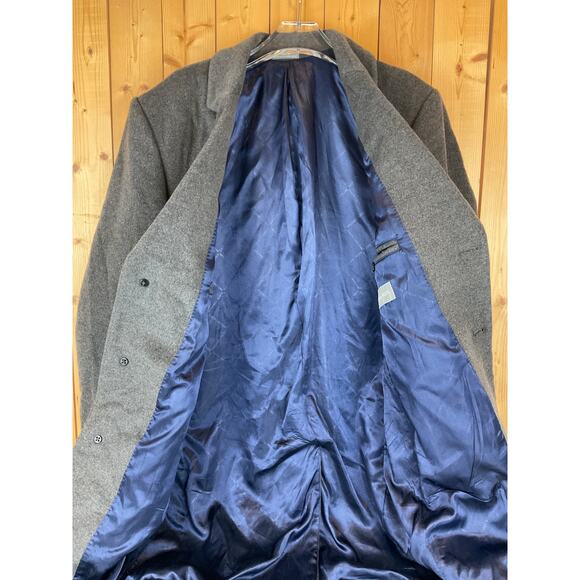 Michael Kors Men's Button-Up Jacket/Overcoat, Gray - Size 38R (Estimated size L) - Picture 3 of 6